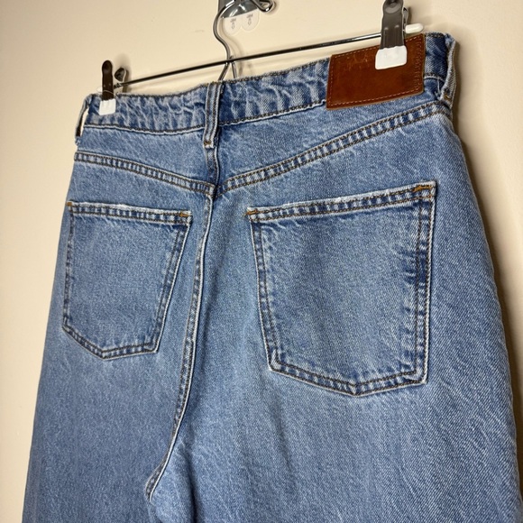 ZARA 90s Mom Fit 100% Cotton Light Wash Jeans - Picture 7 of 9